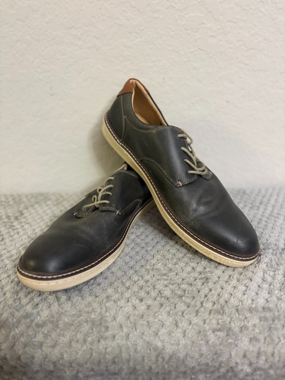 Johnston & Murphy Men’s Oxford Shoes